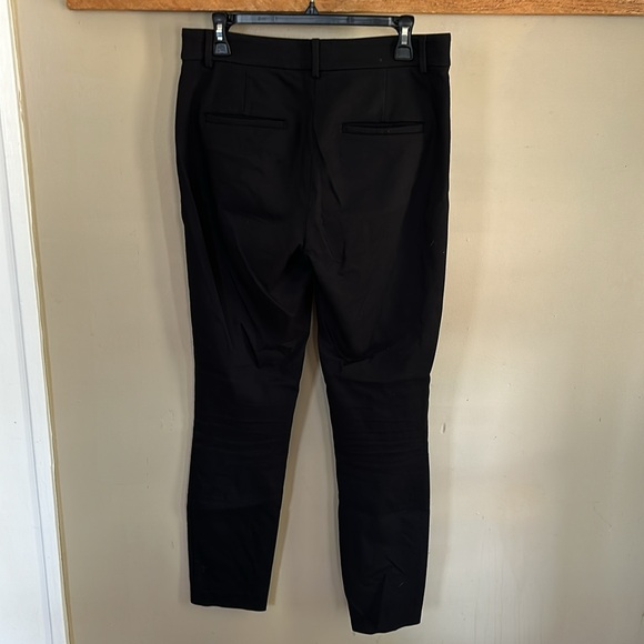 The Sutton Pant - Picture 6 of 6